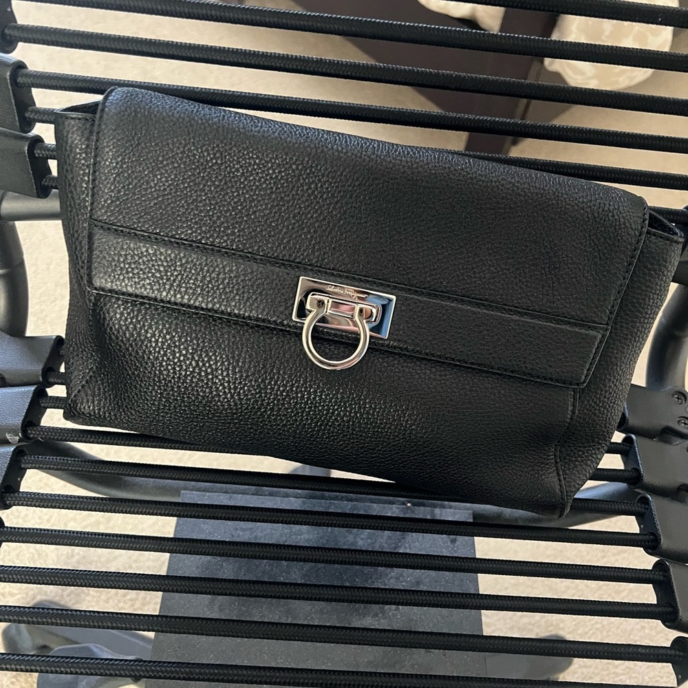 Authentic Salvatore Ferragamo Abbey leather Shoulder, crossbody or clutch bag - Picture 15 of 16